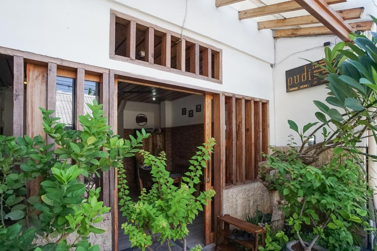 Pudi Homestay Canggu Exterior foto